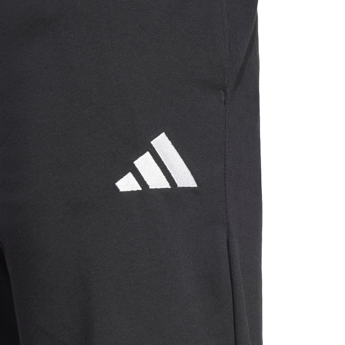 Pantalon-adidas-Essentials-Detalles-1
