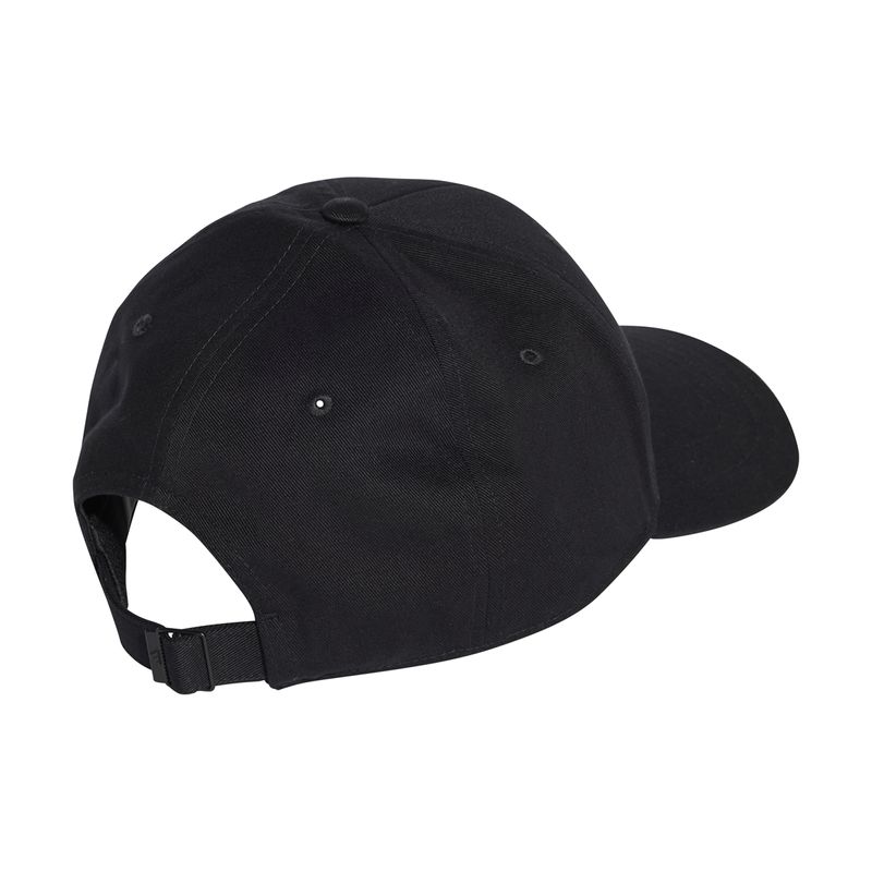 Gorra-adidas-New-Logo-Detalles-1