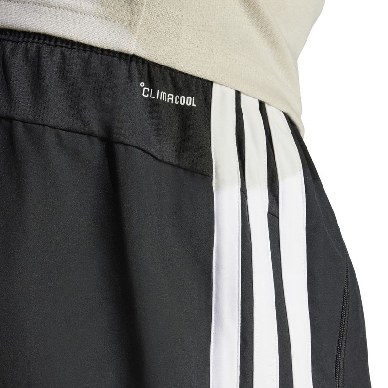 Short-adidas-Essentials-Detalles-2