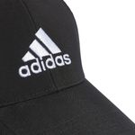 Gorra-adidas-Logo-Detalles-2