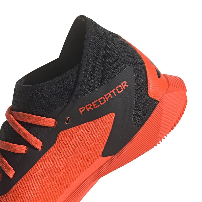 Botines-Indoor-adidas-Predator-Accuracy.3-In-J-INFERIOR-SUELA