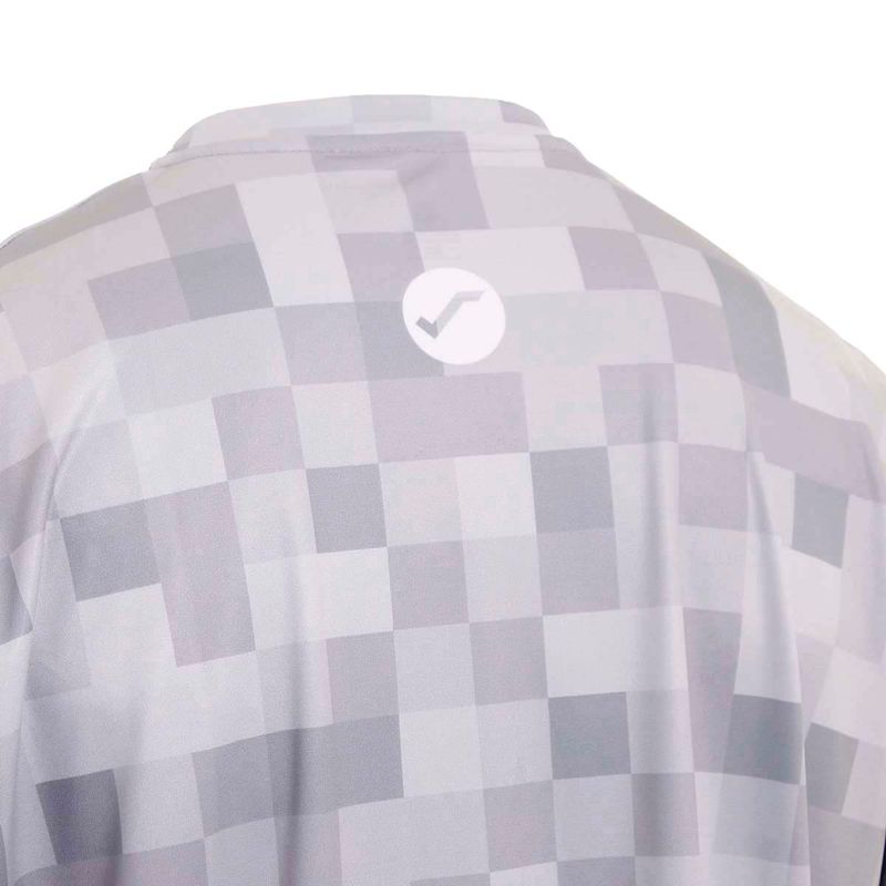 Remera-Snauwaert-Brief-Detalles-3