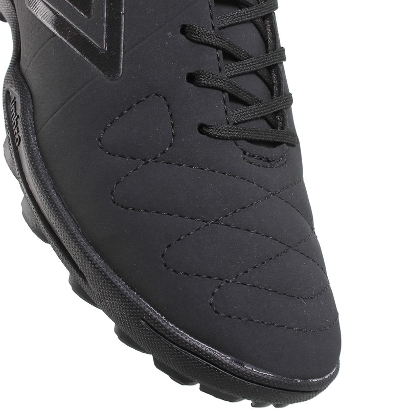Botines-Umbro-Attak-Eternal-DETALLES-1