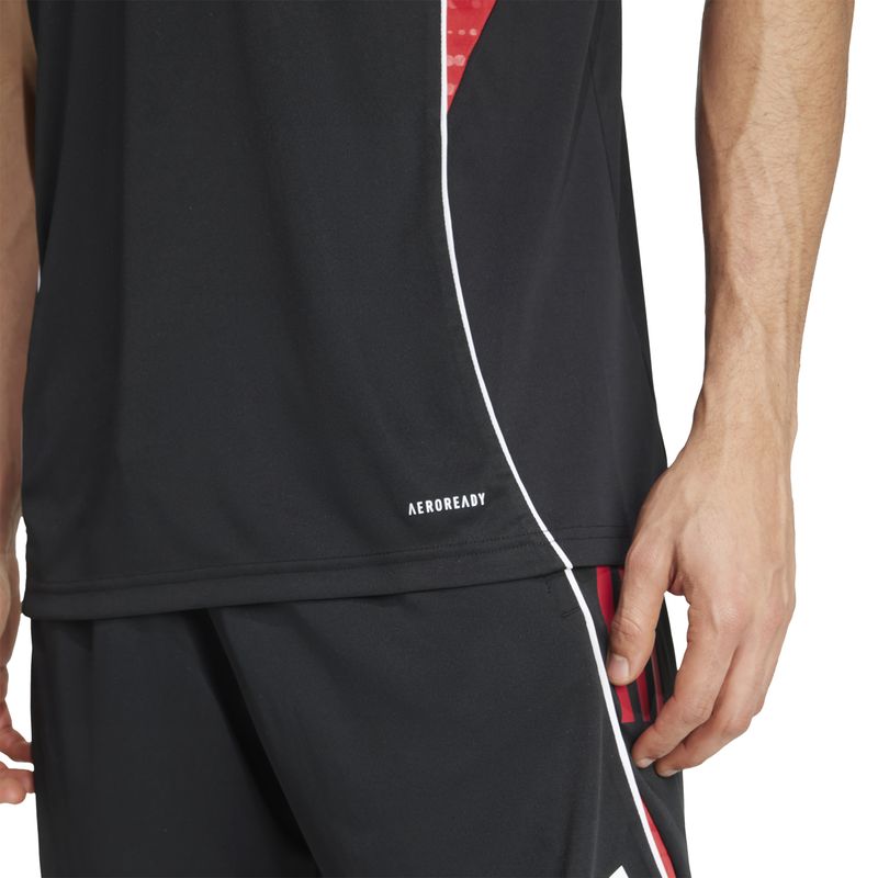Remera-adidas-River-Plate-25-Detalles-3