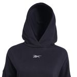 Buzo Reebok Lux Oversized Detalles 1