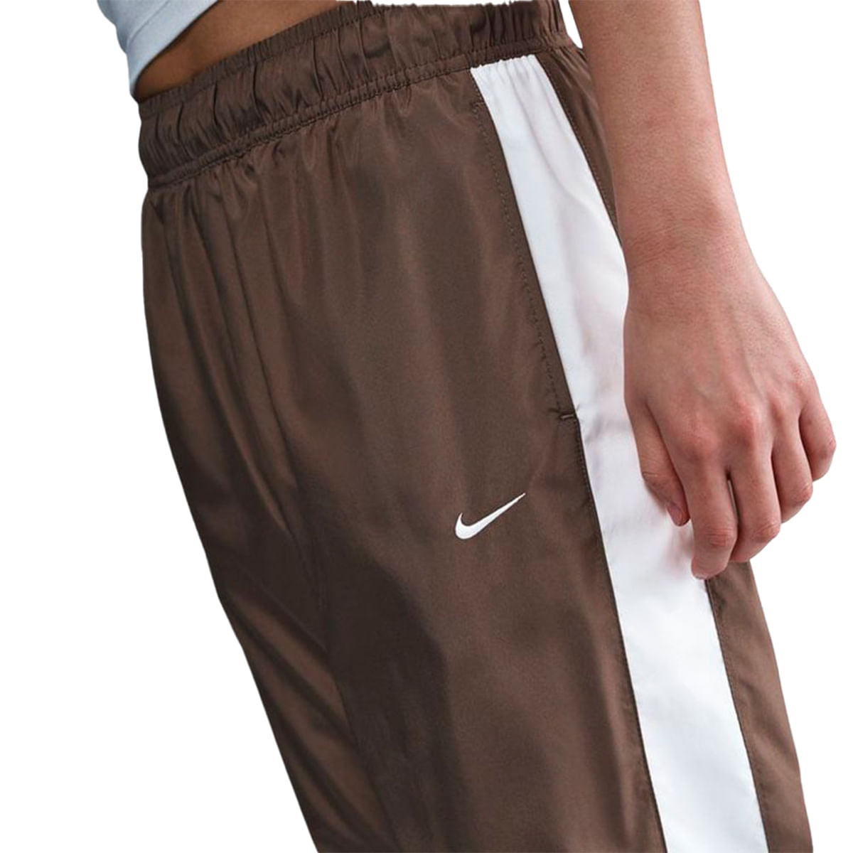 Pantalon-Nike-Sportswear-Essentials-W-Detalles-1