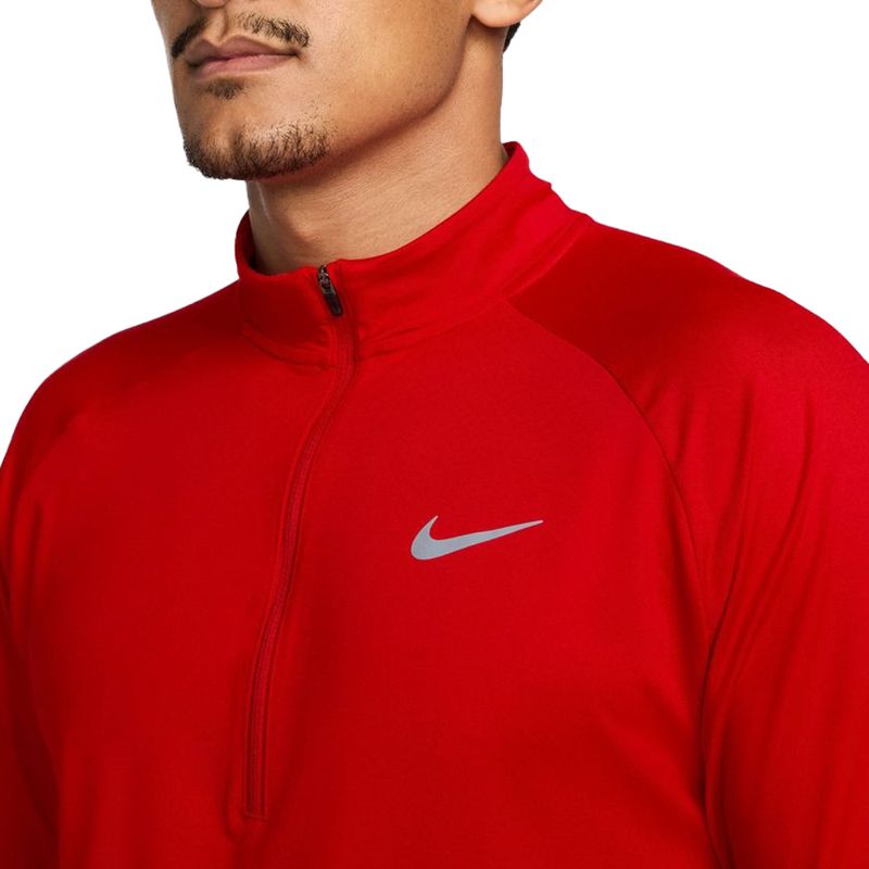 Buzo-Nike-Stride-Lateral