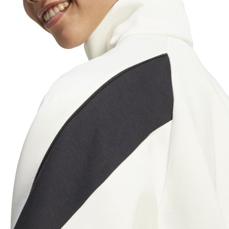 Campera-adidas-Stadium-Tt-Detalles-1