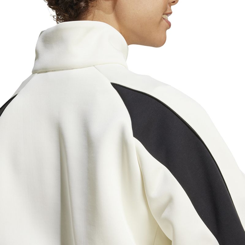 Campera-adidas-Stadium-Tt-Detalles-2