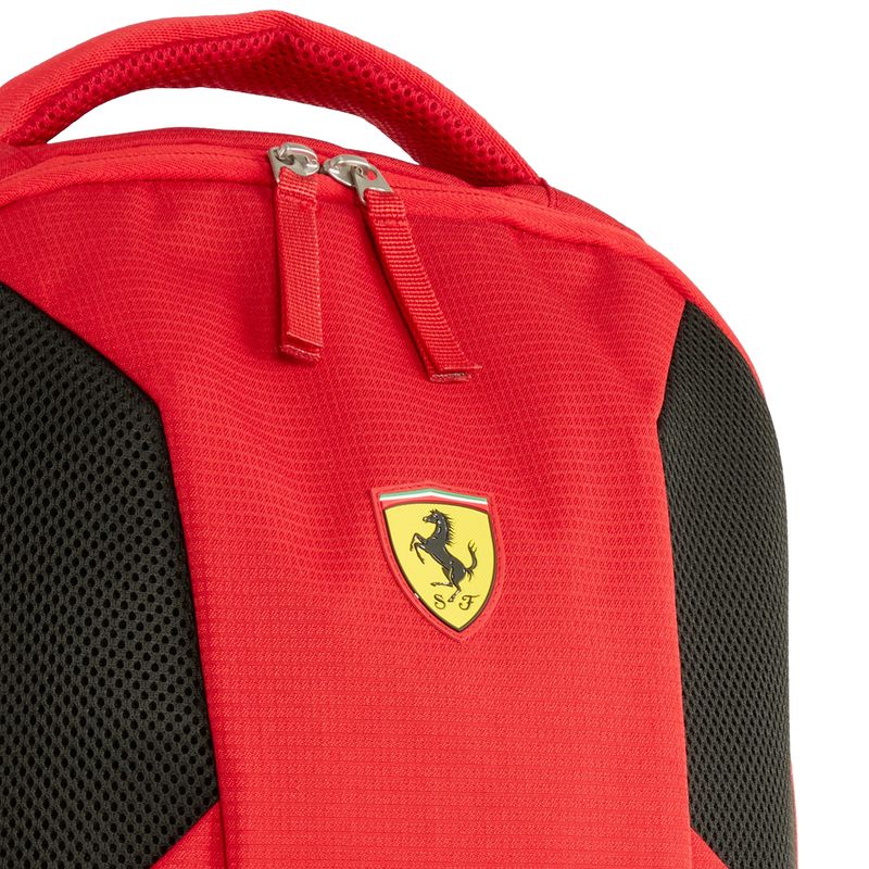 Mochila-Puma-Ferrari-Race-Detalles-3