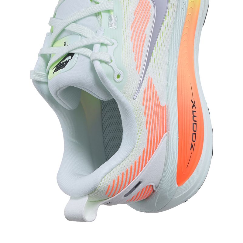 Zapatillas-Nike--Vomero-18-DETALLES-2