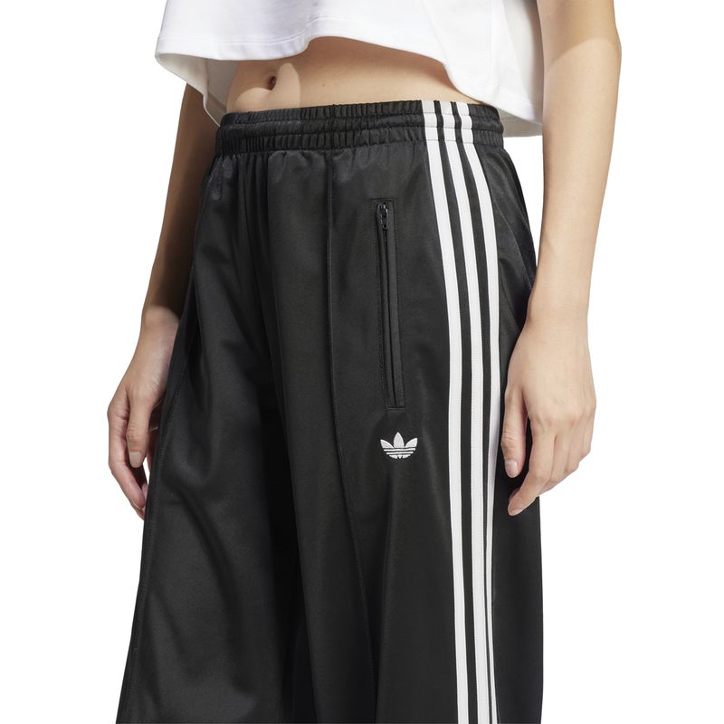 Pantalon-adidas-Originals-Firebird-Loose-Detalles-1