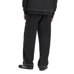 Pantalón adidas Originals Cargo Essentials Espalda