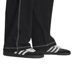 Pantalón adidas Originals Cargo Essentials Detalles 2