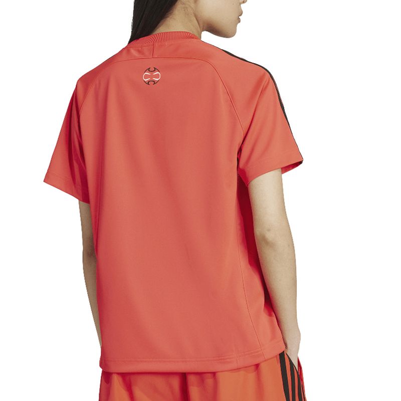 Remera adidas Originals Adicolor Teamgeist Mujer Espalda