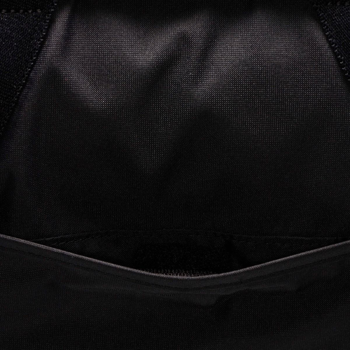 Bolso-Nike--Gym-Mujer-Detalles-5