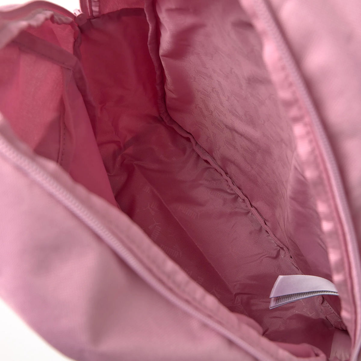 Mochila-Puma--Phase--Mujer-Detalles-3