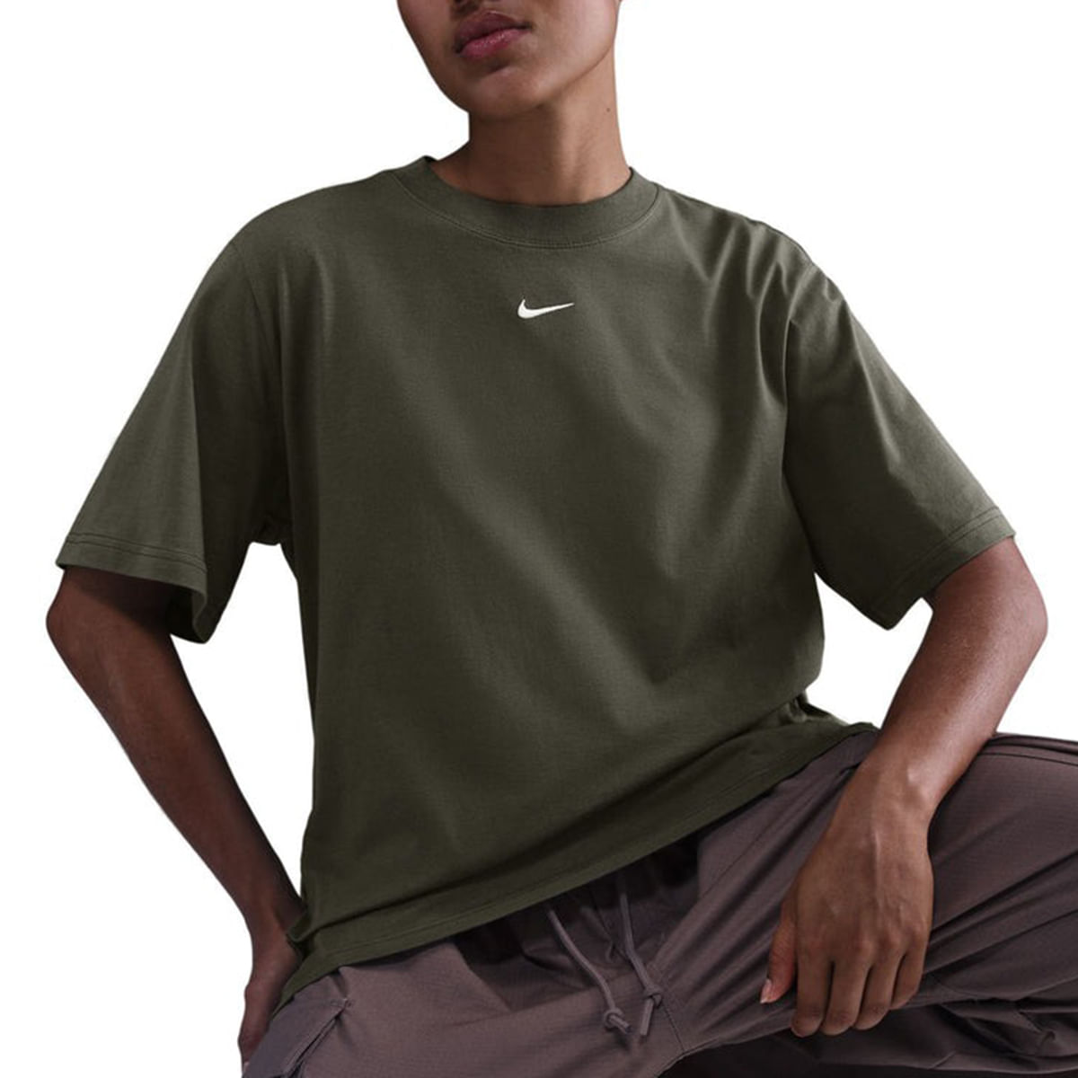 Remera-Nike-Nsw-Essential-Mujer-Espalda
