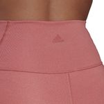 Short-adidas-Yoga-Studio-Luxe-Fire-Detalles-2