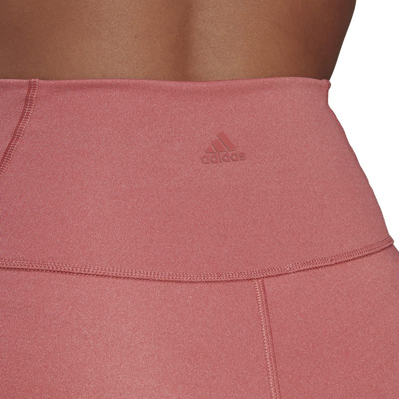 Short-adidas-Yoga-Studio-Luxe-Fire-Detalles-2