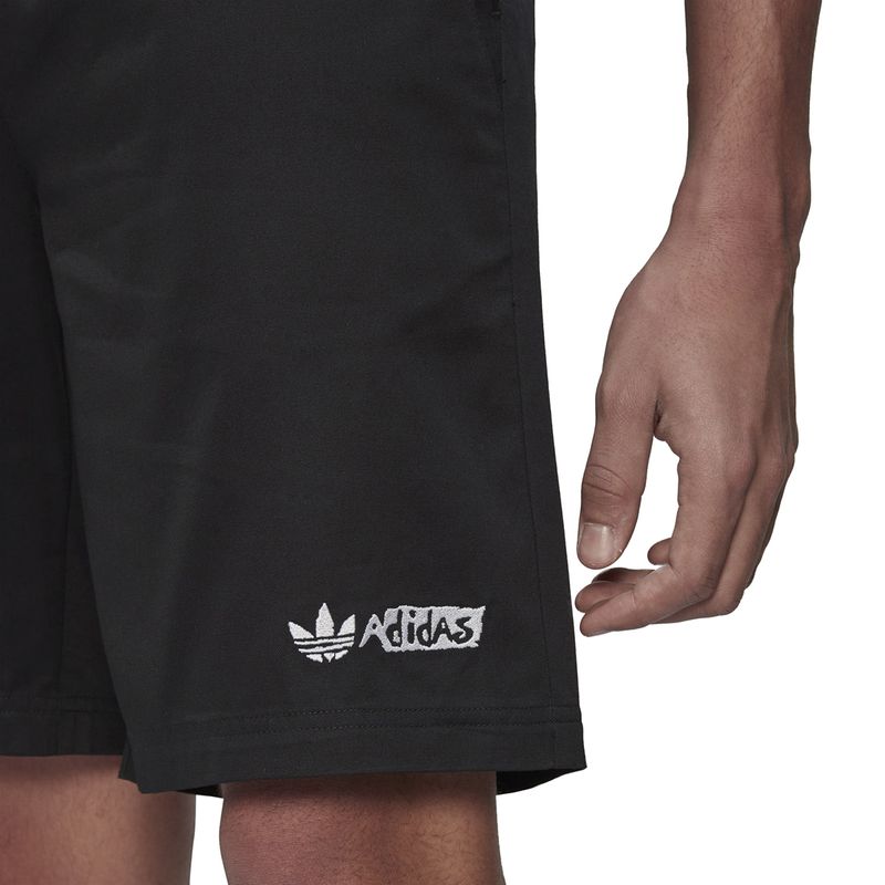 Bermuda-adidas-Originals-Twill-Detalles-1