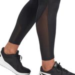 Calza-Reebok-Lux-Perform-High-Rise-Lateral